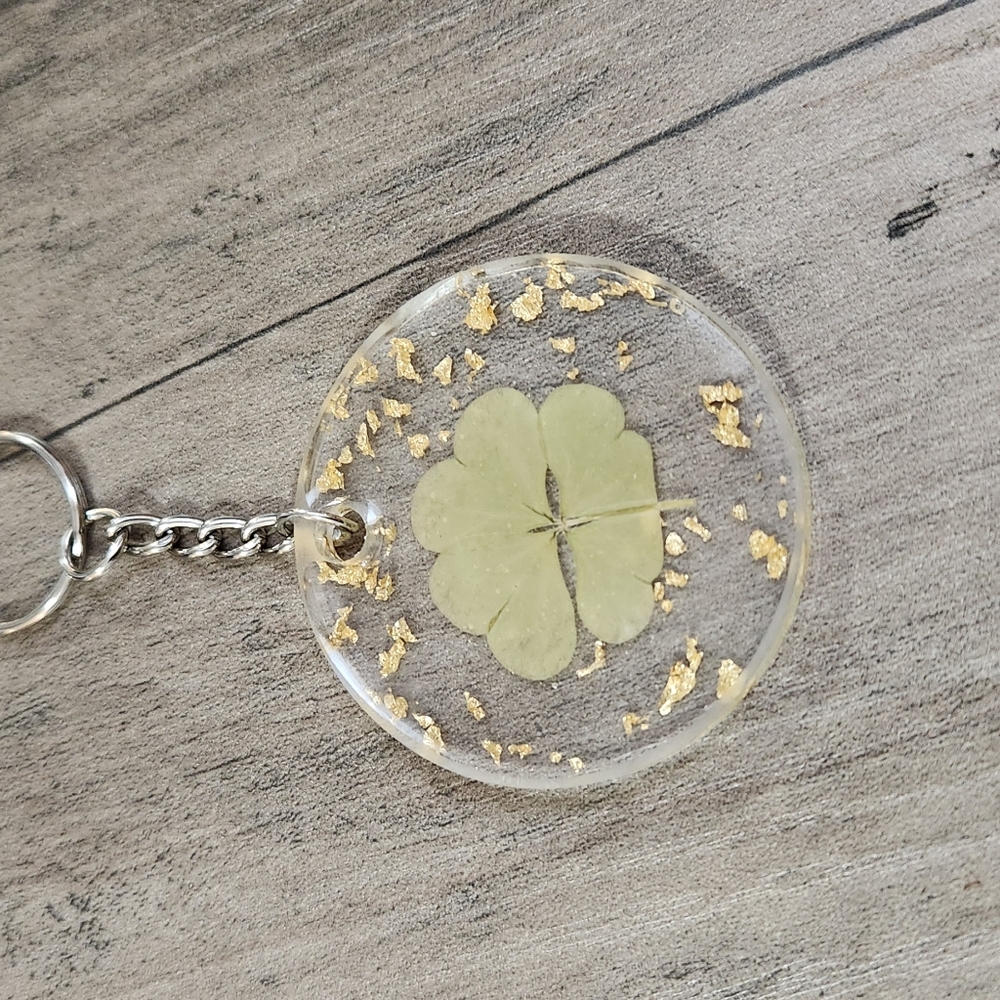 Genuine 4 Leaf Clover Keychain